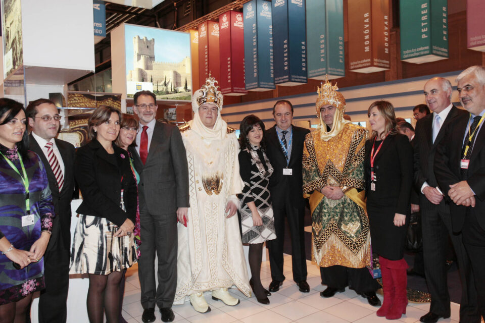 MADRID. Camps brinda con zumo y horchata en Fitu. Los stand de nuestra comerca valoran posita la feria Internacional