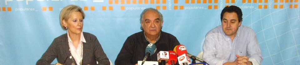 Comunicado de la ejecutiva local del PP sobre los 5 ex-militantes del PP. Intervienen Mª José G. Herrero