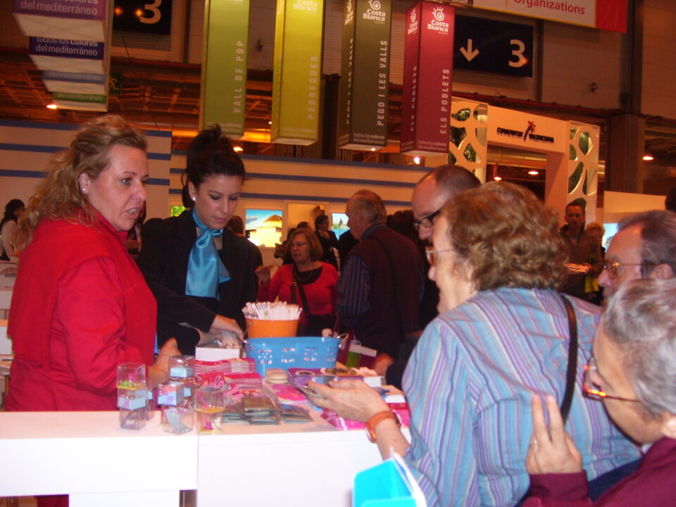 Más de 1.000 personas pasaron por el stand de Petrer en Fitur en apenas 2 días
