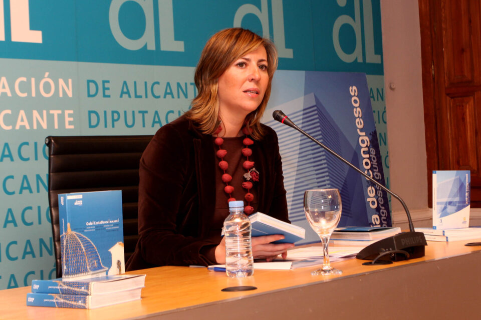 Costa Blanca presenta una nueva edición de las guías de Turismo y de Congresos