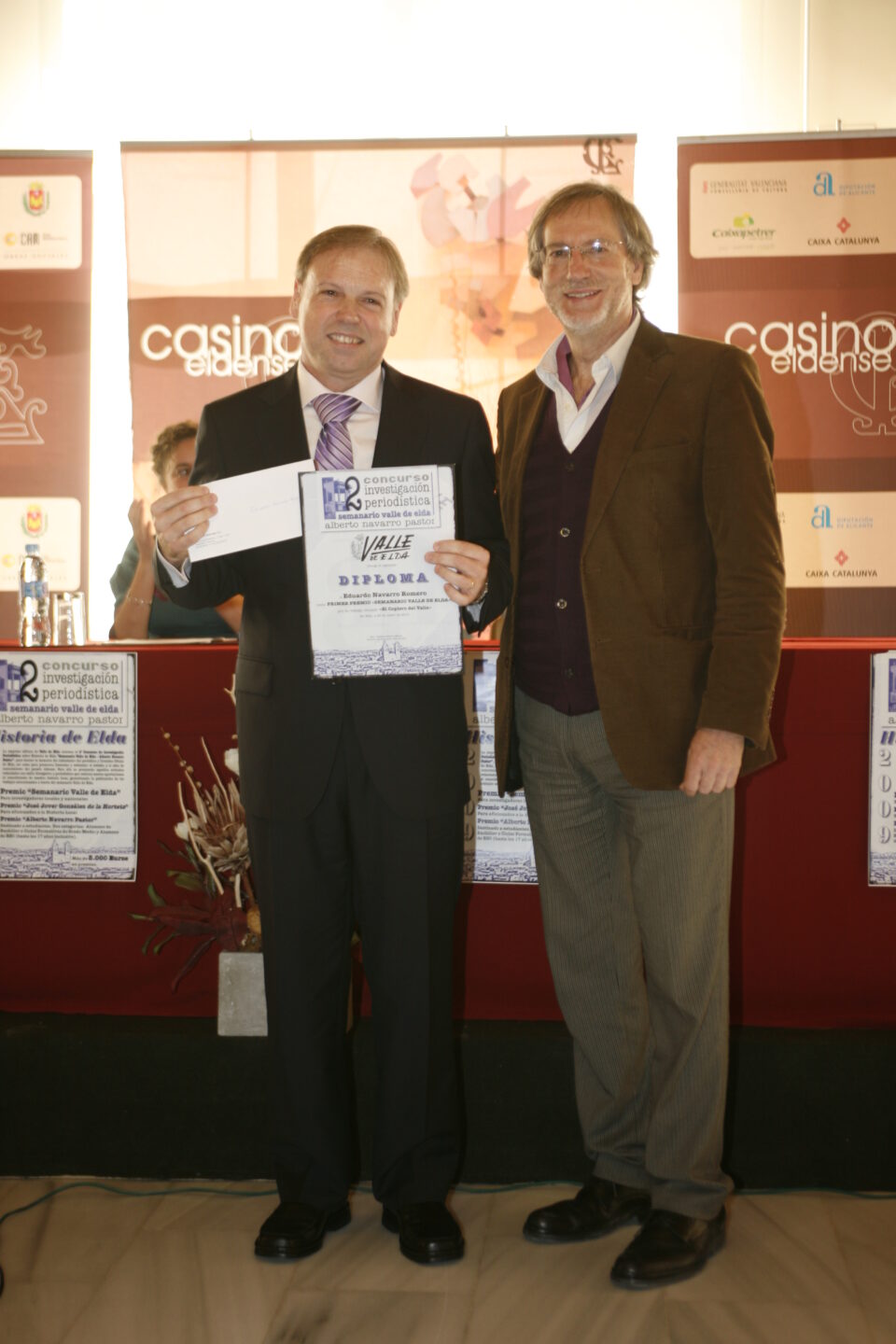 El semanario "Valle de Elda" entrega los premios de investigación periodística sobre historia local