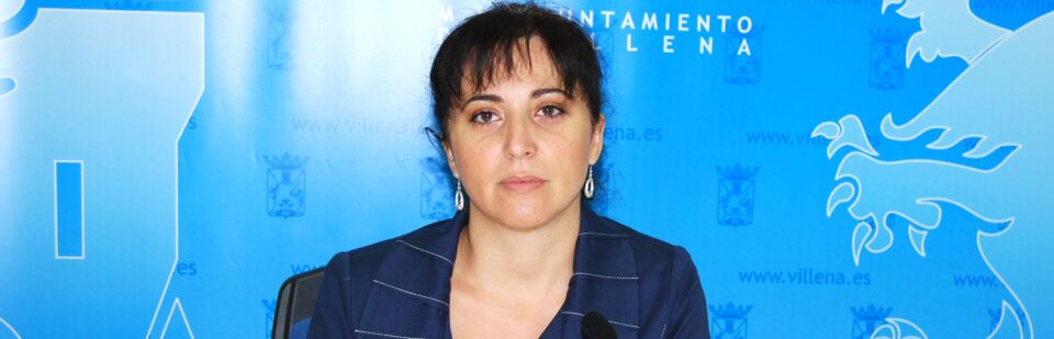 Serra utiliza para Lledó una frase de Aznar que iba dirigida a Zapatero. «Nunca nadie hizo tanto daño en tan poco tiempo». Asegura que ella pagó de su dinero material para la Policía