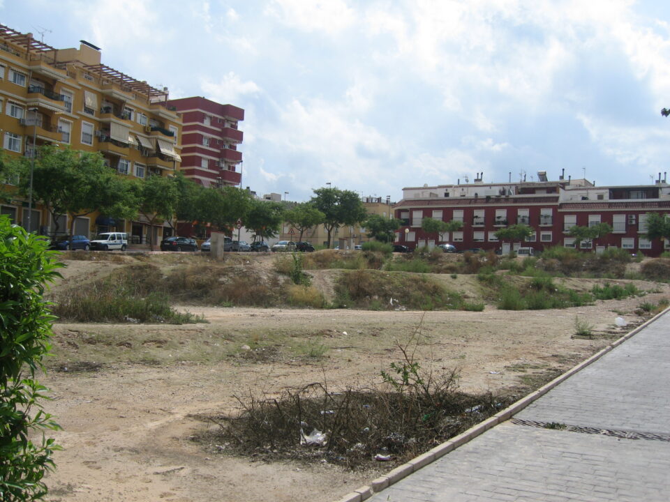NOTA DEL PSOE. LOS SOCIALISTAS DENUNCIAN EL RETRASO EN EL INICIO DE LAS OBRAS DE LA NUEVA BIBLIOTECA INCLUIDA EN EL PLAN CONFIANZA