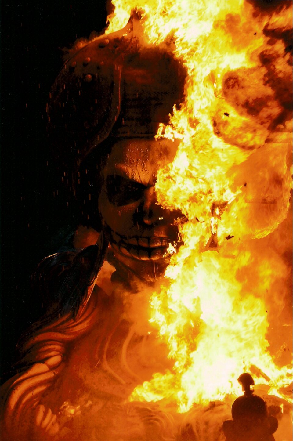 FALLA JOSE ANTONIO LAS TRESCIENTAS DE ELDA. CONCURSO FOTOGRAFICO LA MEJOR FOTO FALLERA DE ELDA 2009