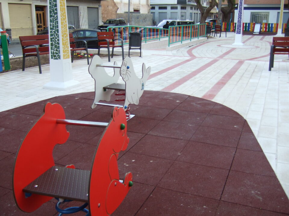 REFORMA INTEGRAL DEL PARQUE DE LA CALLE GOYA