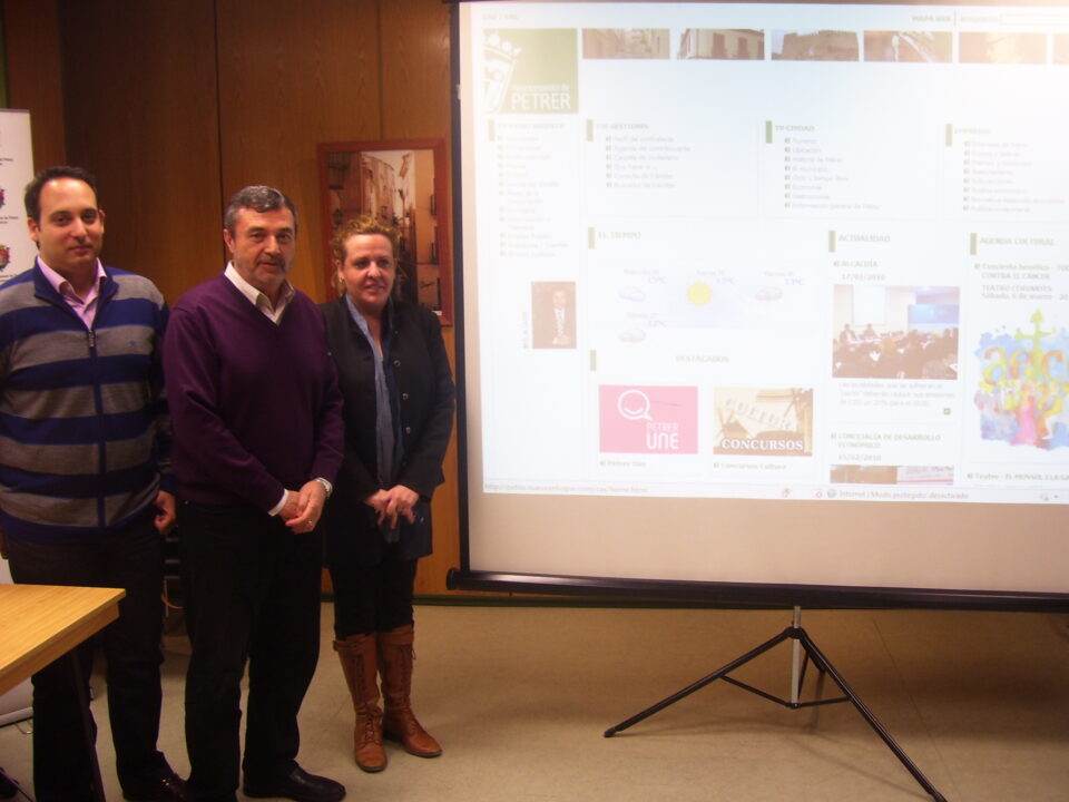 El Ayuntamiento de Petrer presenta su nueva página web
