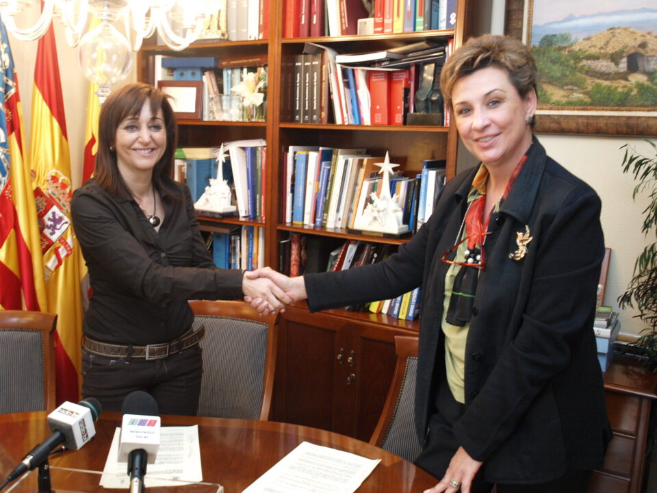 Ibi sigue impulsando las AUNEX