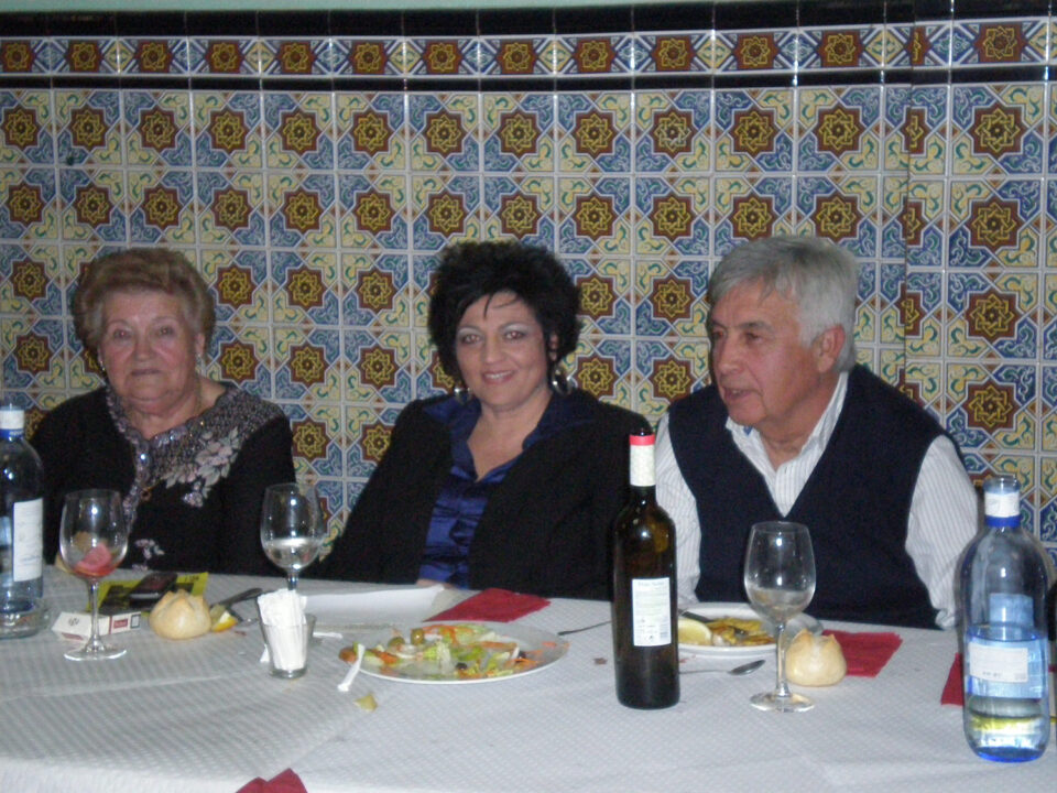 La Tercera Edad celebra la tradicional comida de trigo picao