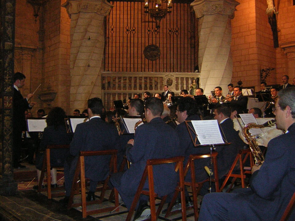 CONCIERTO DE MARCHAS DE PROCESION POR LA SOCIEDAD MUSICAL RUPERTO CHAPI