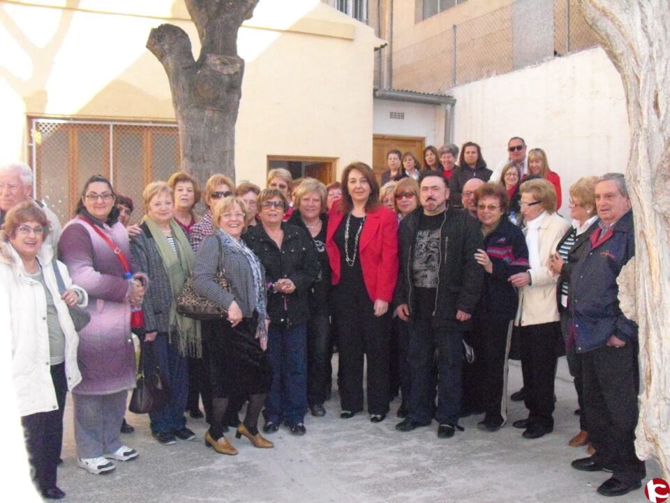 La Alcaldesa ha desayunado con los vecinos del barrio Fraternidad