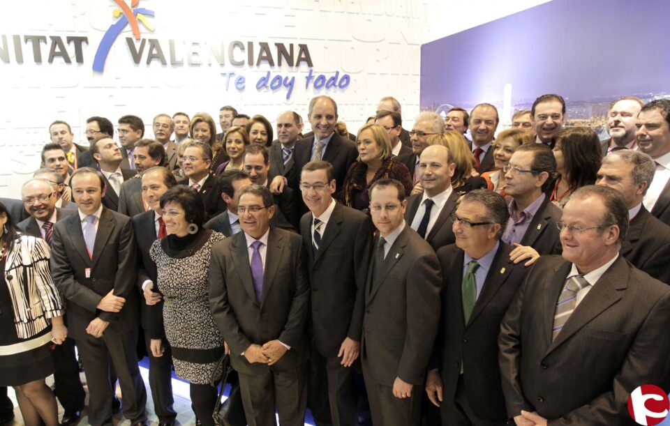 MADRID. Francisco Camps afirma que el turismo valenciano tendrá en 2011 un efecto arrastre sobre el resto de sectores y será el motor para salir de la crisis