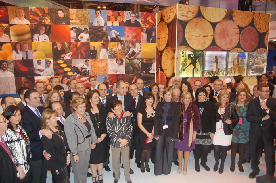 Ayto de Monforte del Cid: Monforte del Cid ha acudido un año más al certamen Internacional de Turismo que se celebra en Madrid.