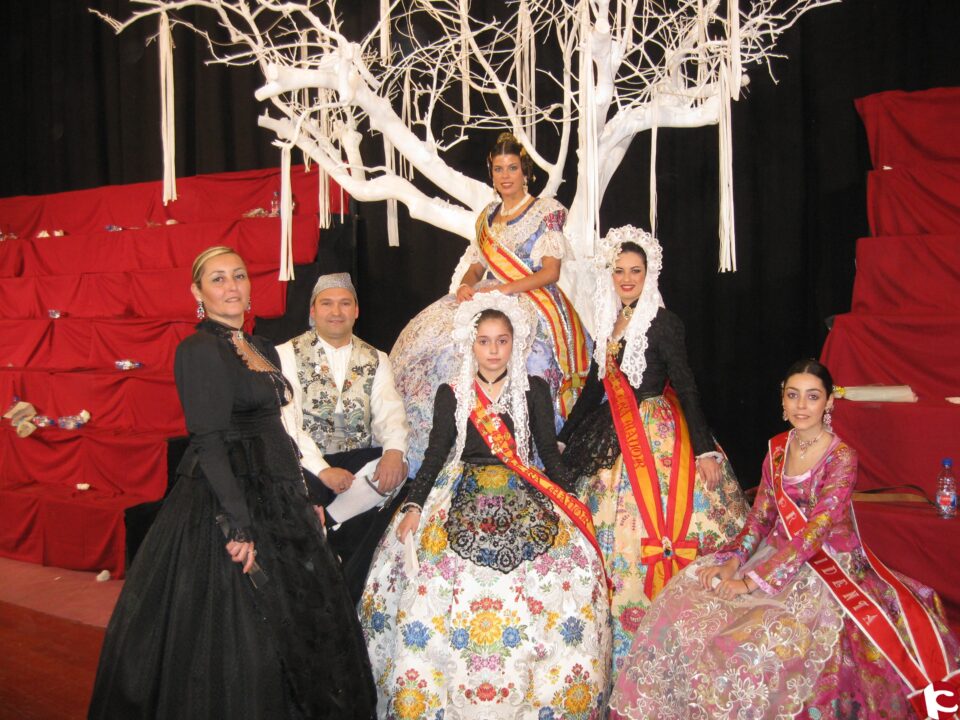 PRESENTACION FALLA DELS SORELLS DE ALBALAT DEL SORELLS DE VALENCIA. FALLA LAS TRESCIENTAS DE ELDA.