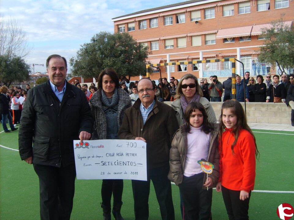 Información sobre la donación realizada por el Colegio Público Reina Sofía de Petrer.