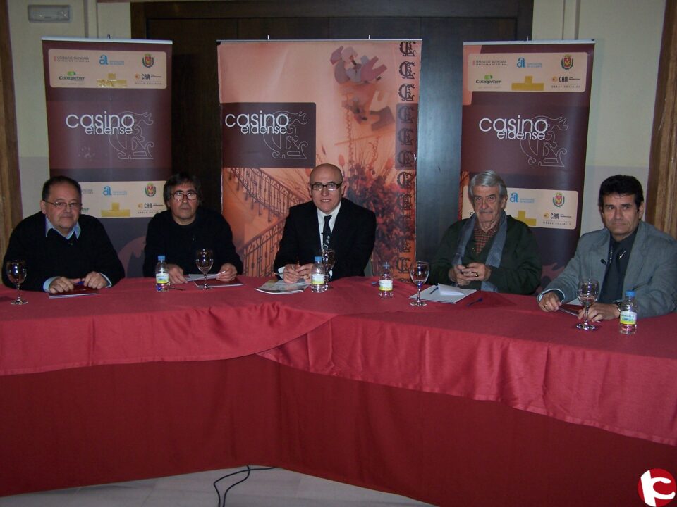 El programa "Las Tertulias del Casino" analiza la situación medioambiental de nuestro entorno