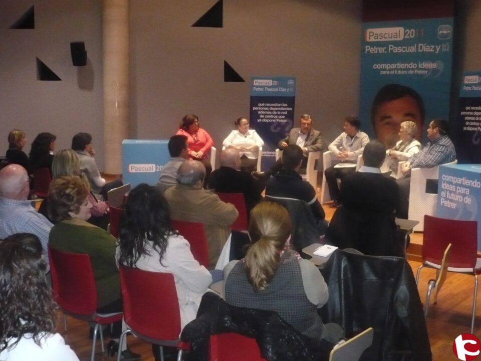 Nota PP. El PP de Petrer organiza un foro sobre discapacidad y dependencia junto a representantes de asociaciones y colectivos