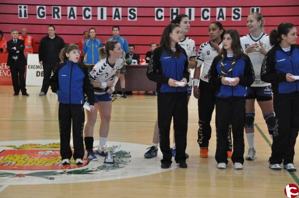 DE VUELTA A LA LIGA CON MUCHO OPTIMISMO. La actuación en la Copa de la Reina ha motivado mucho al equipo y así lo pudimos ver ante el Castro