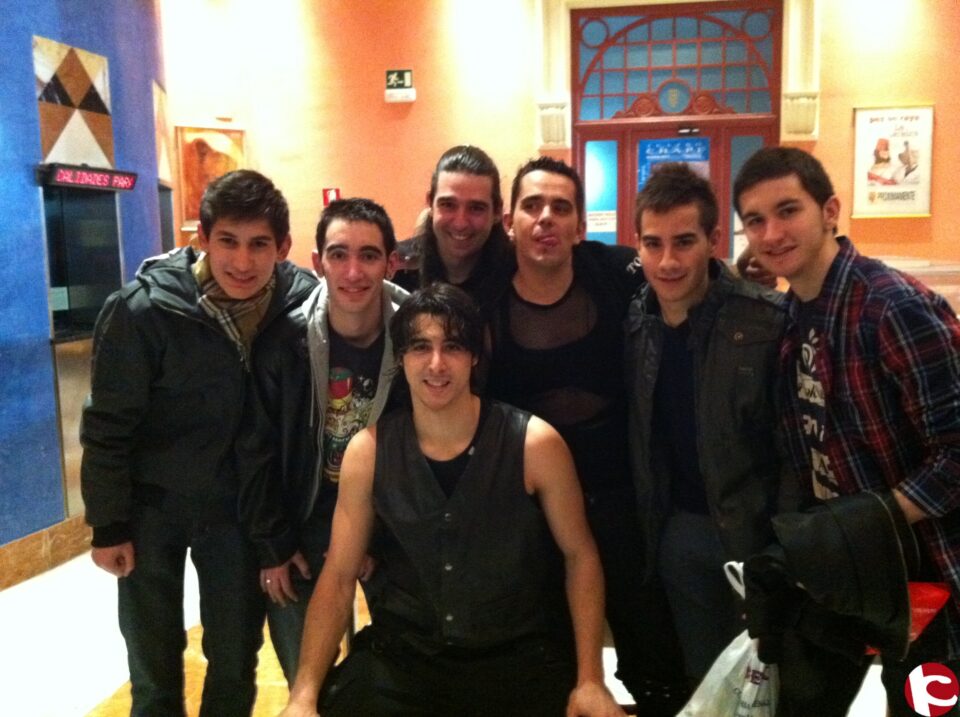 Más de 170 niñ@s y jóvenes del Centro Juvenil Don Bosco se sumergieron en los pegadizos ritmos de Toom Pak en el Teatro Chapí