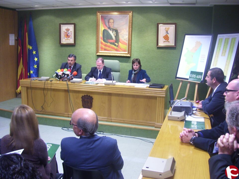 El conseller de Educación presenta el proyecto de adecuación y ampliación del Azorín