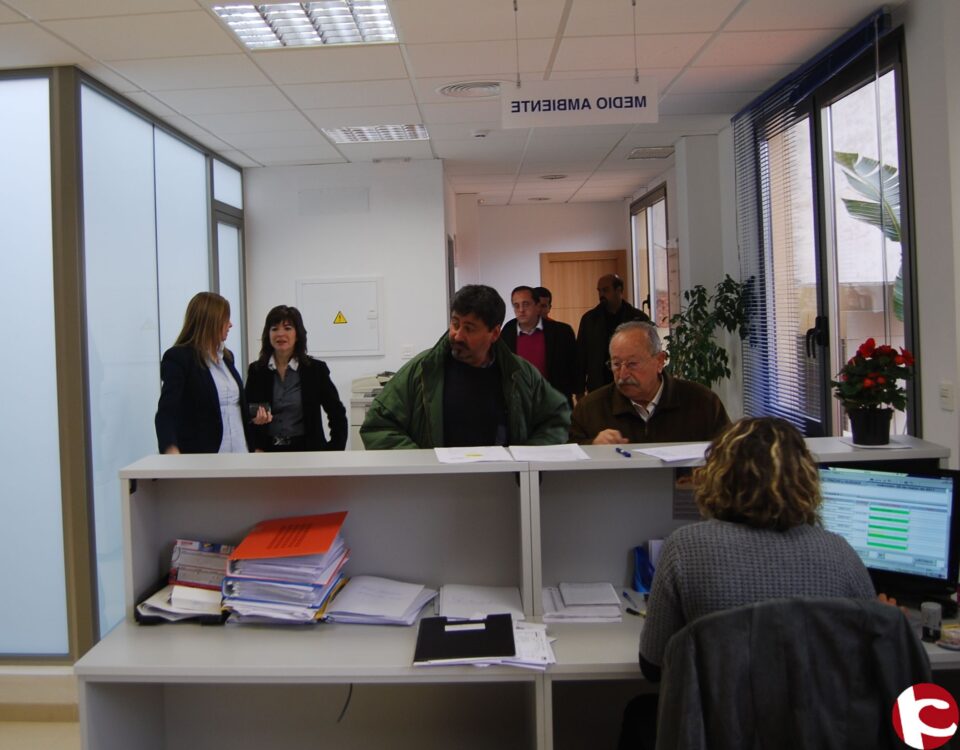 La alcaldesa inaugura el nuevo edificio municipal