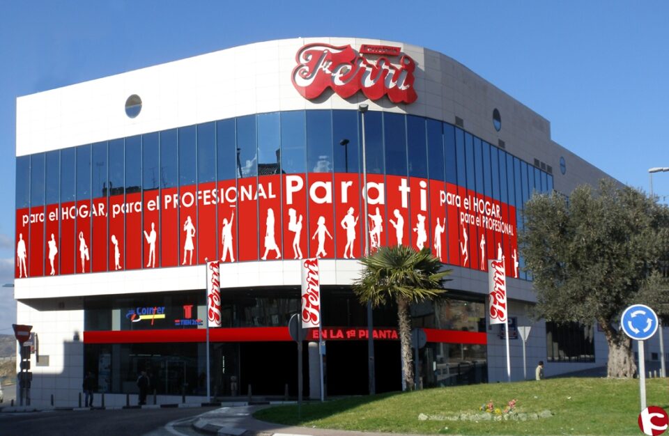 Reinauguración del centro Ferri con nueva imagen y nuevas propuestas comerciales. 15 de abril