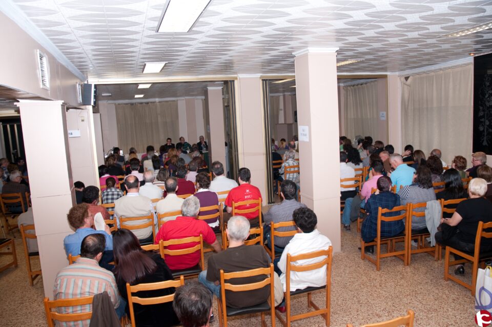 Nota de prensa de las Asociaciones Vecinales del Mercado y la Paz