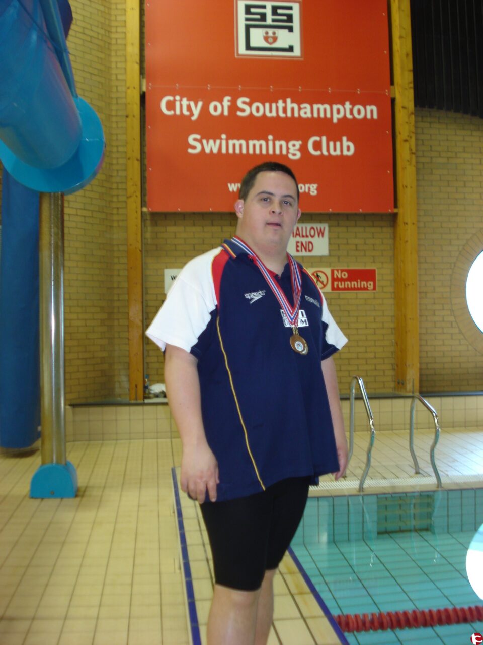 El nadador Nacho Gil consiguió varias medallas en las pruebas disputadas en el campeonato Europeo celebrado en Southampton (Inglaterra)