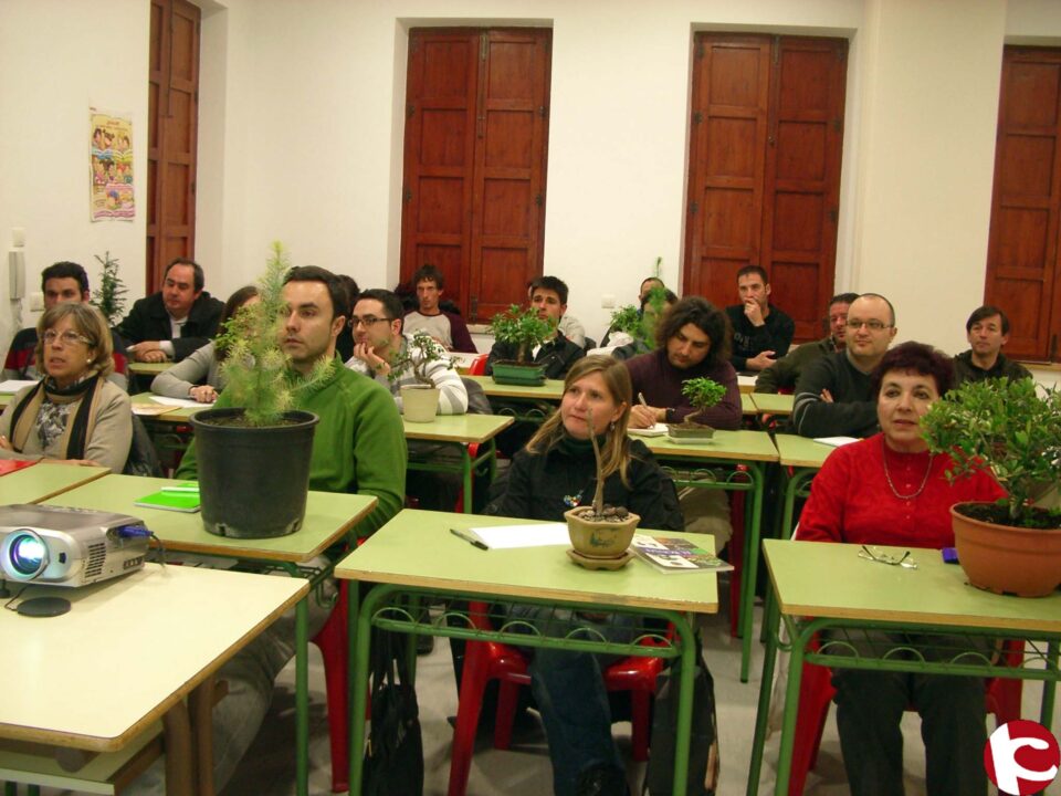 Finaliza el Curso Práctico de Bonsai en el que han participado 22 personas
