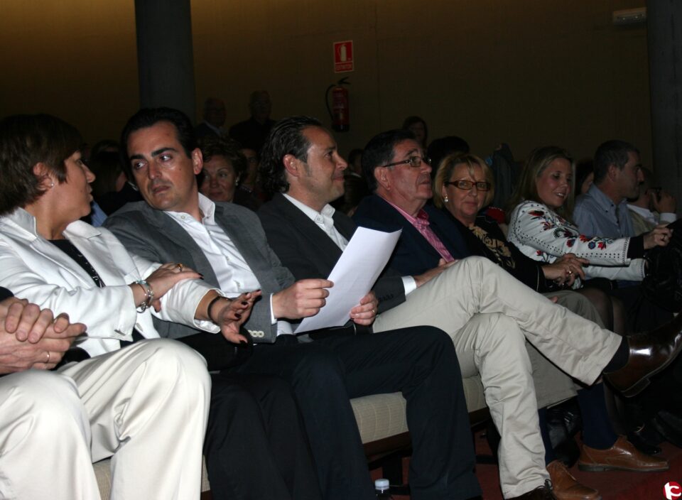Villena Centro Democrático presenta su candidatura ante más de 350 asistentes. Articulo enviado por el partido Villena Centro Democrático