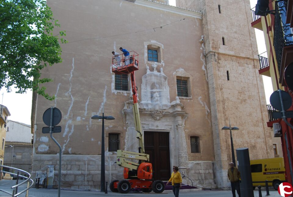 La fachada de Santa María renueva totalmente su aspecto