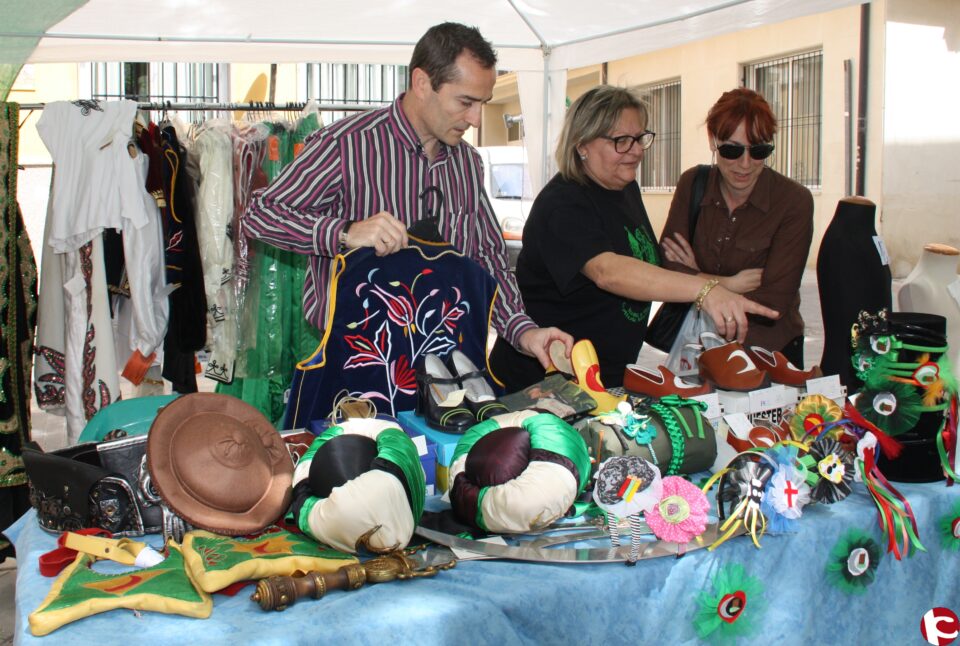 El pasado sábado 7 la Comparsa Huestes de Cadí celebró su anual mercadillo Zoco Cadí