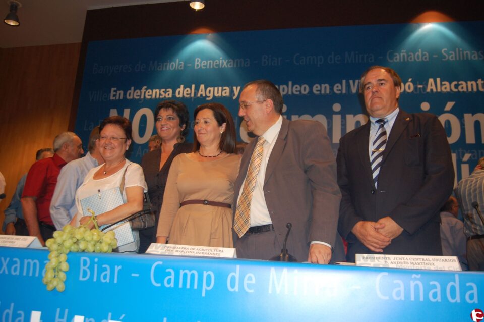 Todos unidos en el Manifiesto de Monforte en defensa del agua y el empleo