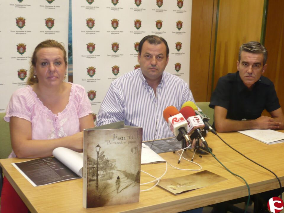 Presentan la revista Festa 2011 como preludio de las fiestas patronales