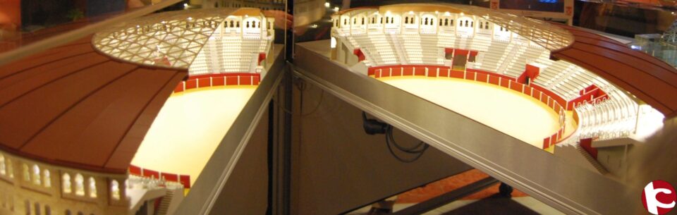 Los empresarios que participan en la feria del campo piden que se abra el parking de la Plaza de Toros