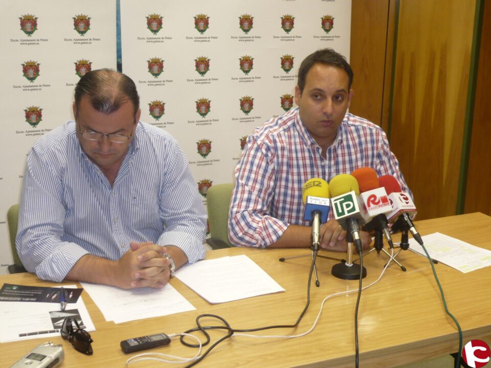 La Junta de Gobierno aprueba solicitar una subvención de 3.000 euros para la campaña de Navidad de los comerciantes
