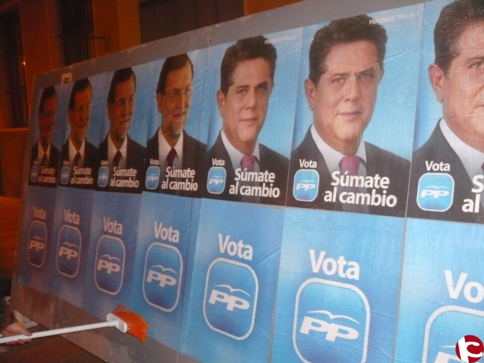 Nota del PP. Federico Trillo inaugura la nueva sede del PP de Petrer