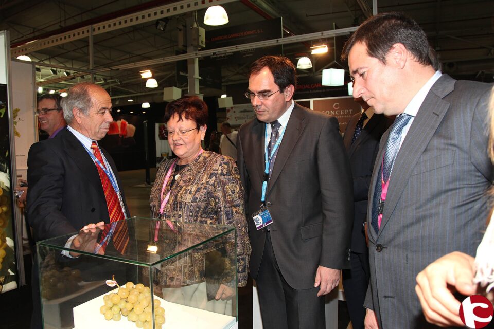 La presidenta de la Diputación de Alicante Luisa Pastor ha visitado esta tarde diversos stands del congreso lo Mejor de la Gastronomía