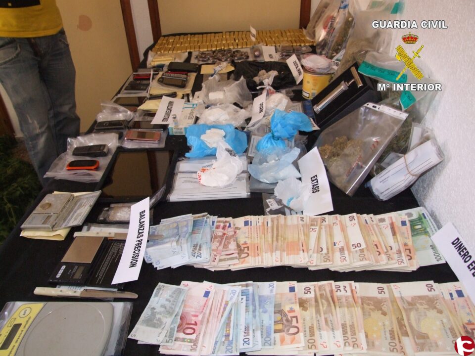 La Guardia Civil desarticula un grupo organizado delictivo dedicado al tráfico de drogas en la Foia de Castalla