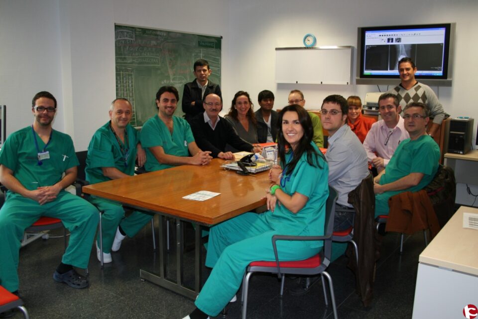 El Hospital de Elda será el primero en España en implantar una prótesis de rodilla de última generación