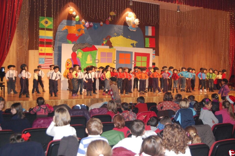 Los niños de infantil del C.P. Jorge Juan de Monforte han celebrado hoy en el Auditorio