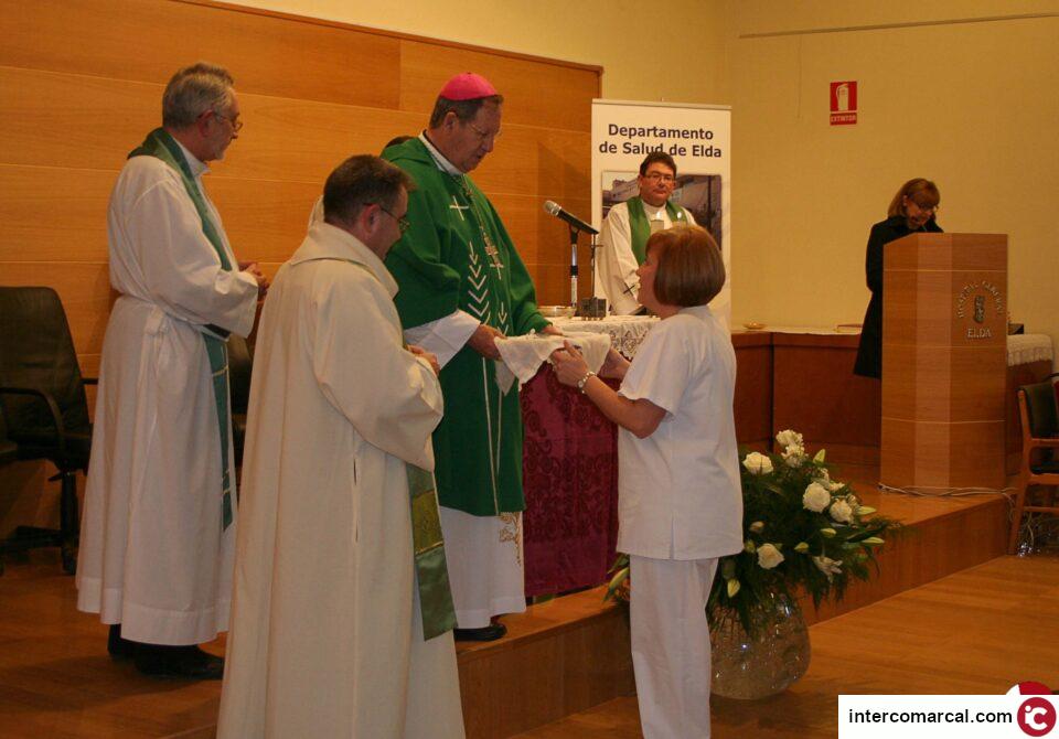 El Obispo de la Diócesis de Orihuela-Alicante visita el Hospital de Elda