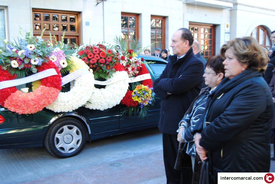 IMÁGENES DE LA LLEGADA DEL FERETRO DE JESÚS NAVARRO