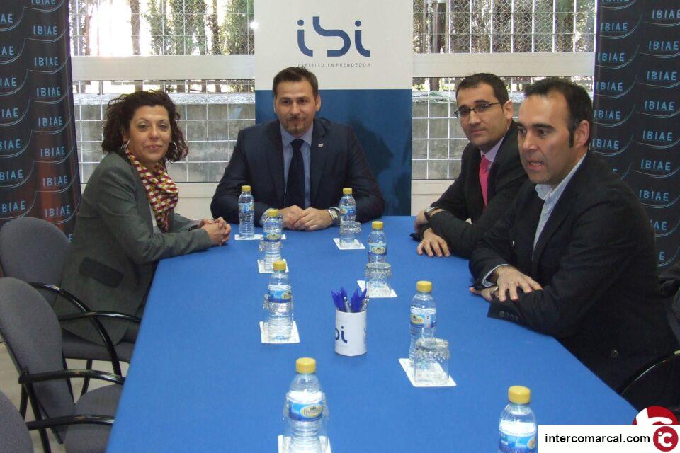 El diputado de Promoción y Desarrollo Local Alejandro Morant se ha reunido hoy en Ibi