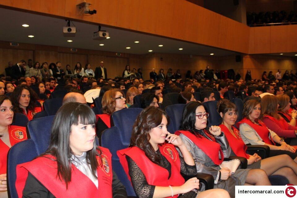 La Universidad de Alicante gradúa a los últimos licenciados en Derecho que podrán ejercer sin cursar los masters de Abogacía y de la Procura