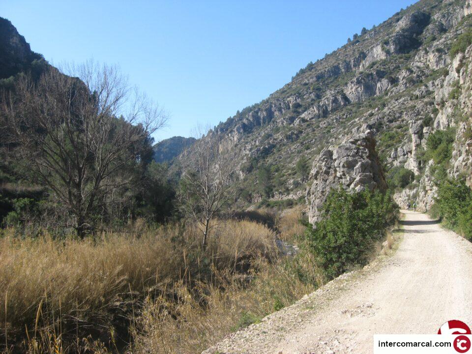 AVIANA HACE LA TRAVESÍA DE LA VÍA VERDE DEL SERPIS.