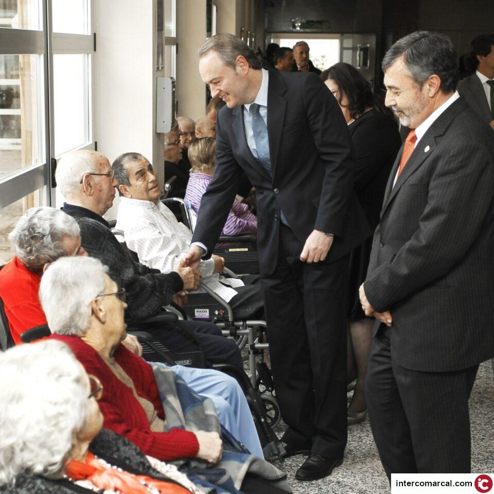 Fabra destaca que la Comunitat Valenciana es la región que más ayudas presta a la atención residencial. Inaugurado el Centro de Alzheimer de la Residencia de Mayores La Molineta de Petrer