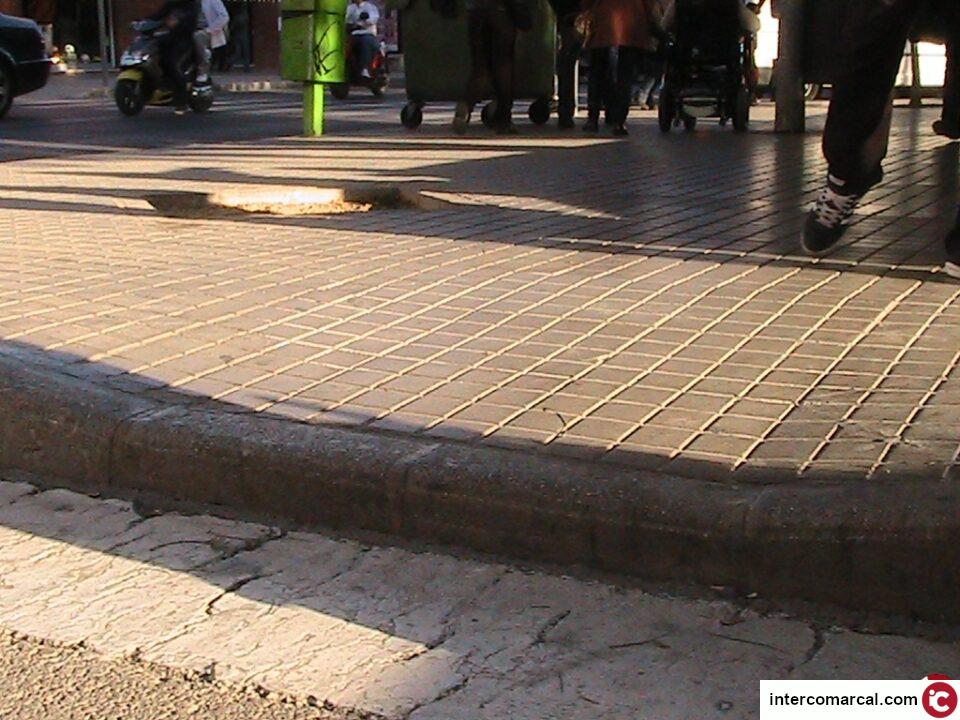 El PSOE pide que se arreglen rampas de accesibilidad de la avenida de Madrid