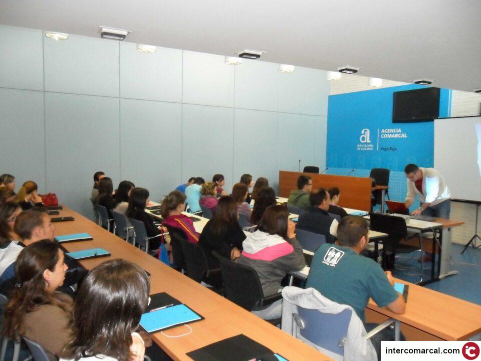 La Diputación imparte en Tibi y Rojales cursos de monitor de ocio para favorecer la inserción laboral de los jóvenes