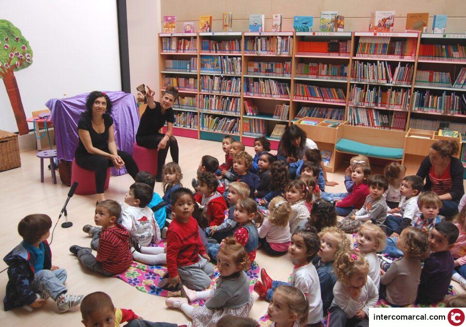Fotonoticia los niños de la Escuela Inf antil en la Semana del Libro