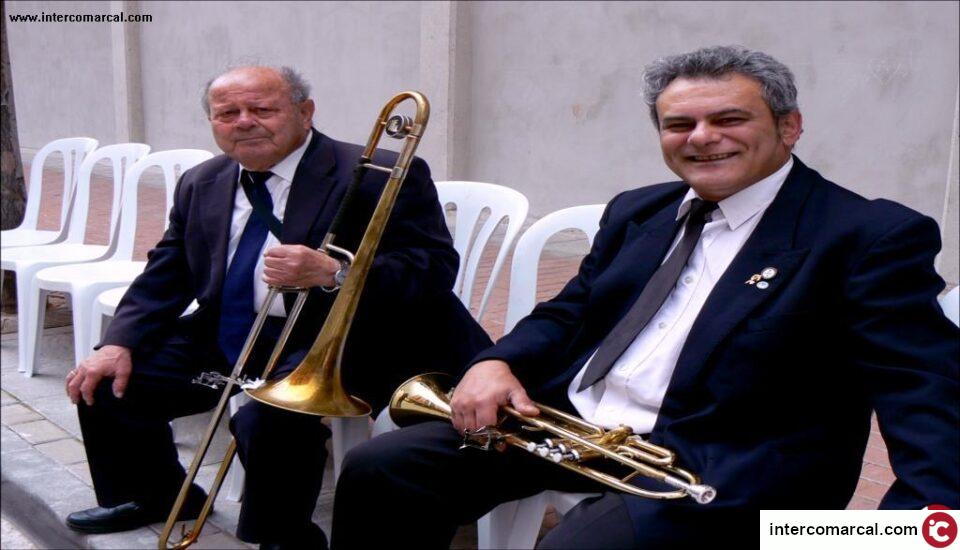 La lluvia no consiguió abatir el ánimo y ganas de Fiestas en la localidad de Onil